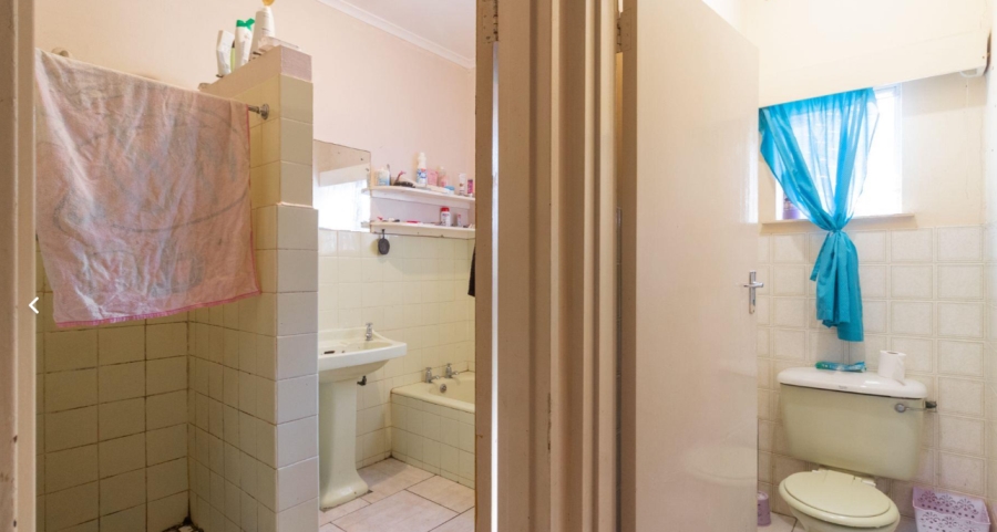 5 Bedroom Property for Sale in Abbotsford Eastern Cape